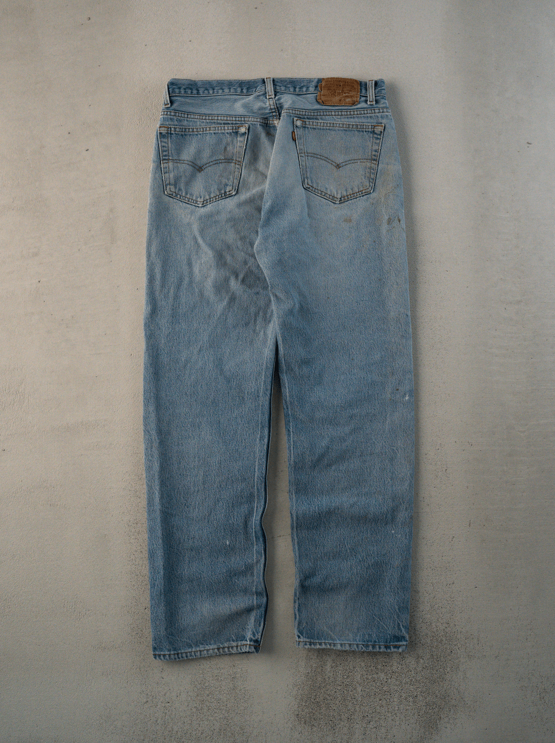 Vintage 90s Light Blue Levi 501s Demin Jeans (32 x 31)