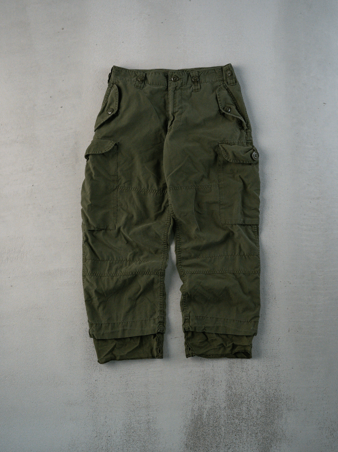 Vintage 90s Army Green Parachute Pants (30 x 28)