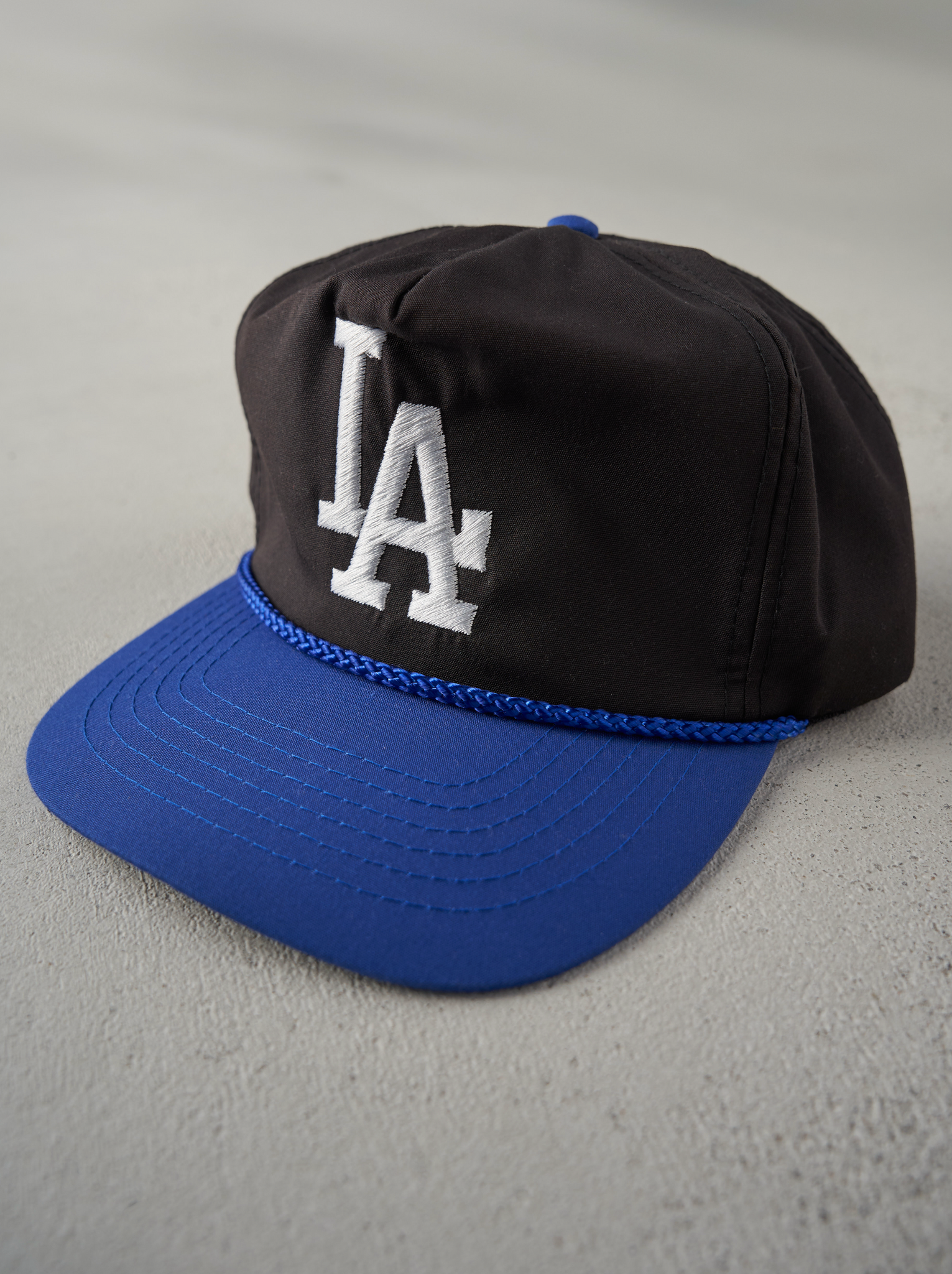 Vintage 90s Black LA Dodgers Zip Back Hat