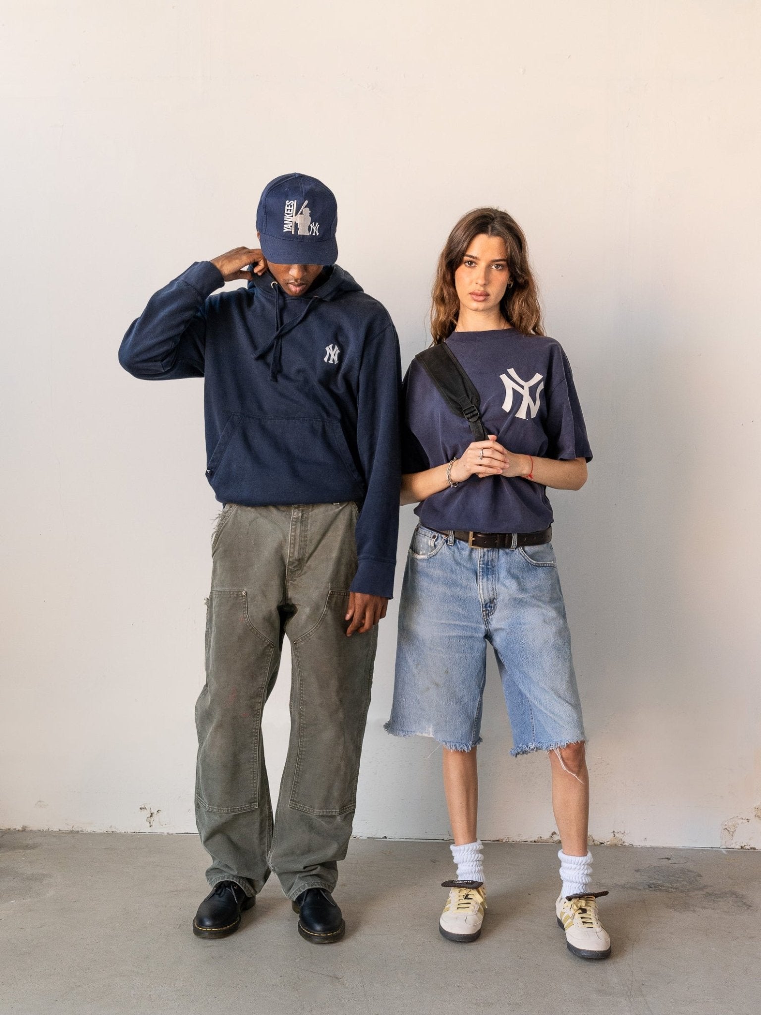 Vintage 90s Navy New York Yankees Mickey Mantle Player Tee (M)