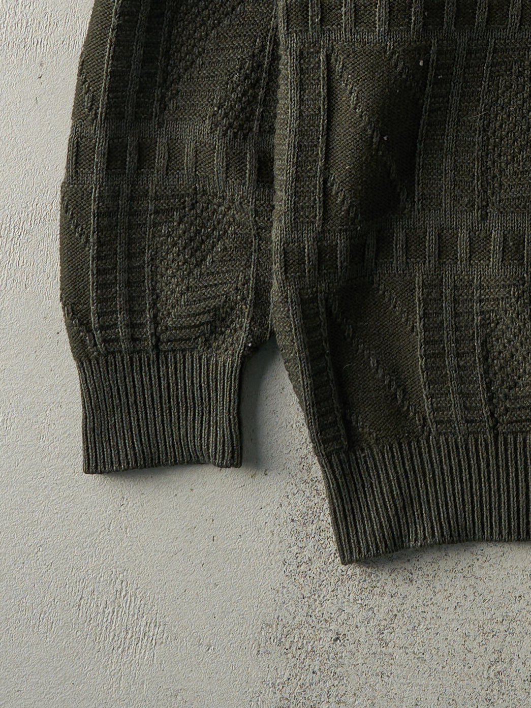 Vintage 70s Olive Green Knit Patterned Sweater (M)