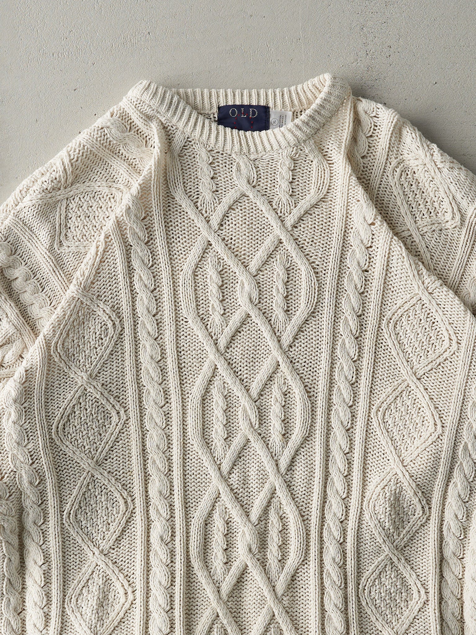 Vintage 80s Beige Knitted Chain Pattern Sweater (L)