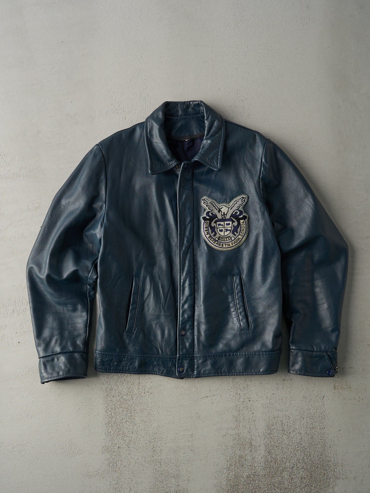Vintage 70s Blue Queen Elizabeth Park School Emblem Leather Jacket (M)