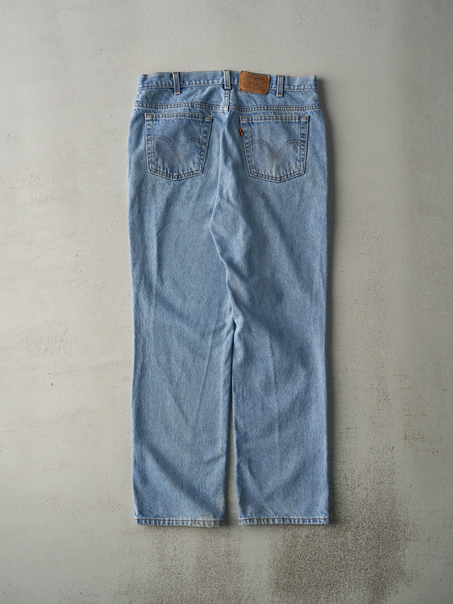 Vintage 80s Light Wash Orange Tab Levi's Jeans (34x29)