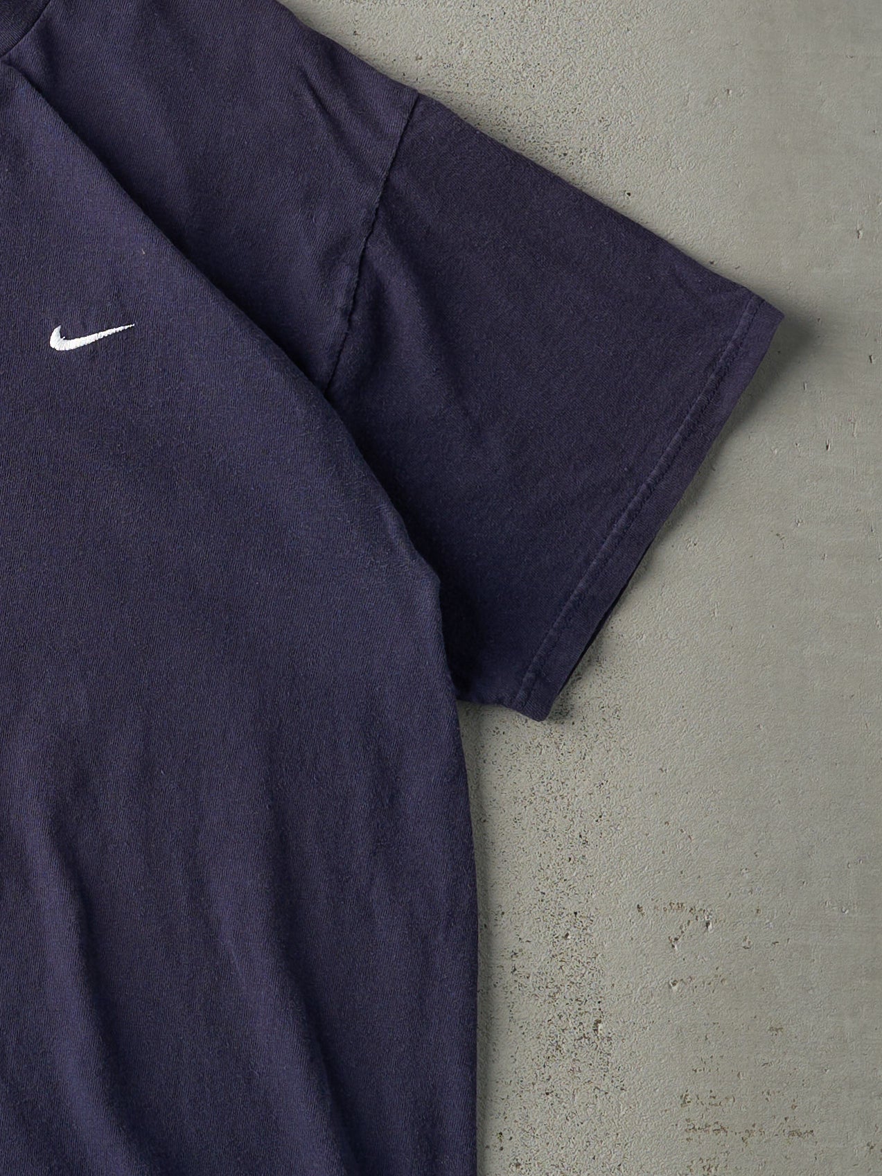 Vintage Y2K Navy Blue Nike Swoosh Embroidered Tee (M)