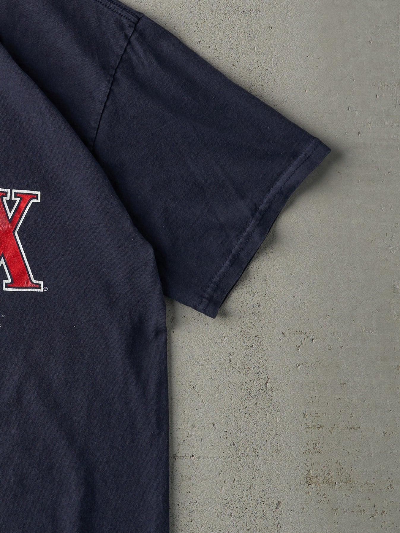 Vintage 01' Navy Blue Boston Red Sox Tee (M/L)