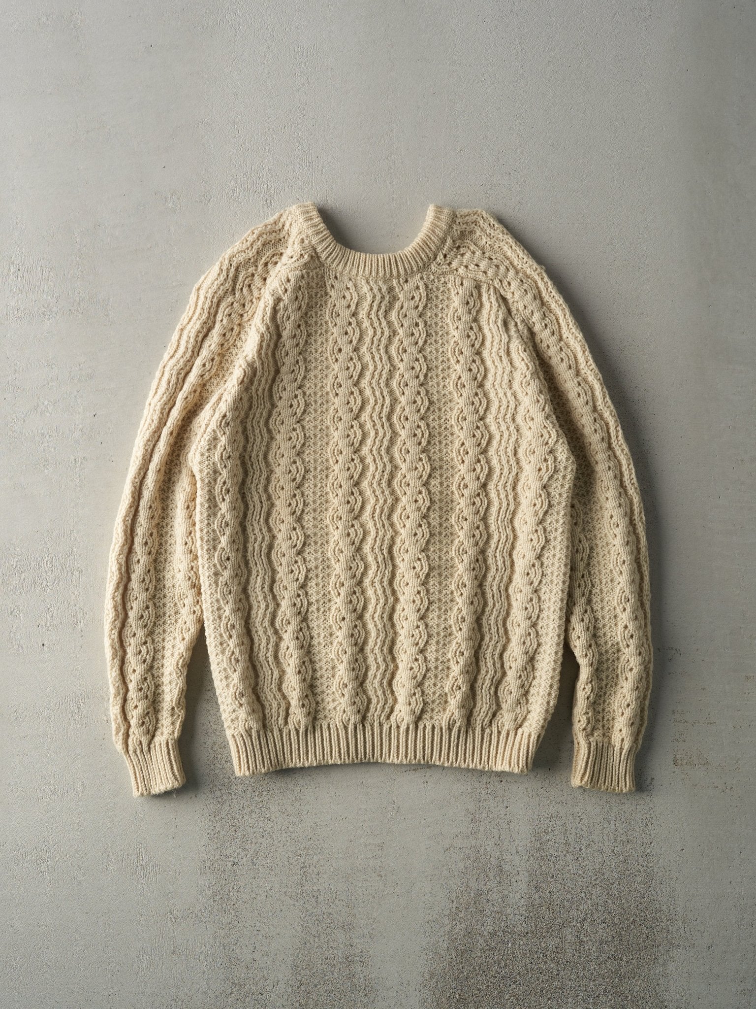 Vintage 80s Beige Cable Knit Sweater (M)