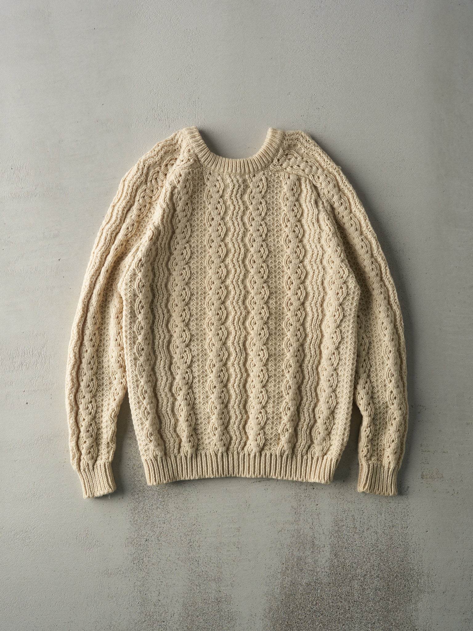 Vintage 80s Beige Cable Knit Sweater (M)