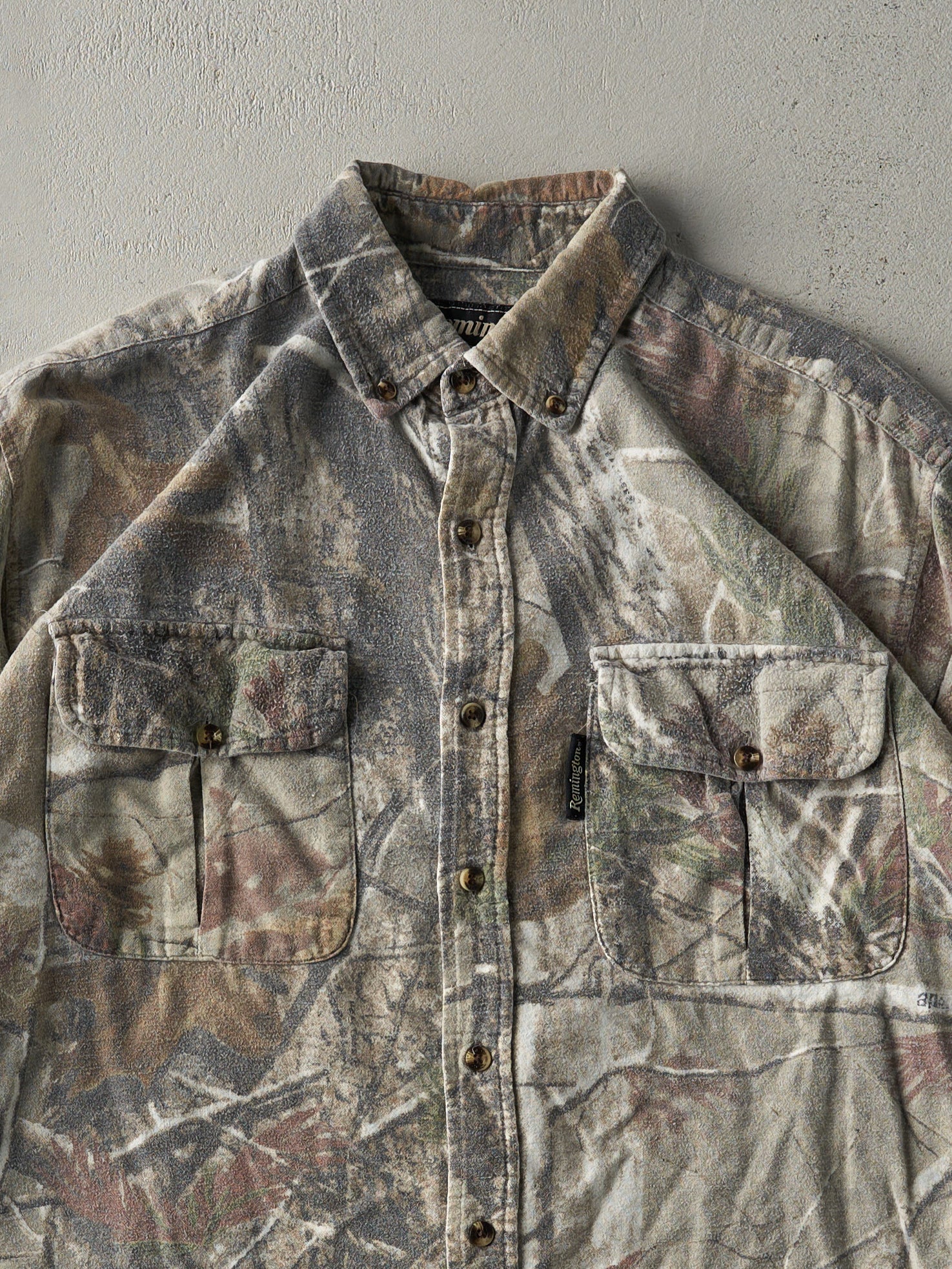 Vintage 90s Brown Realtree x Remington Button Up Shirt (M)