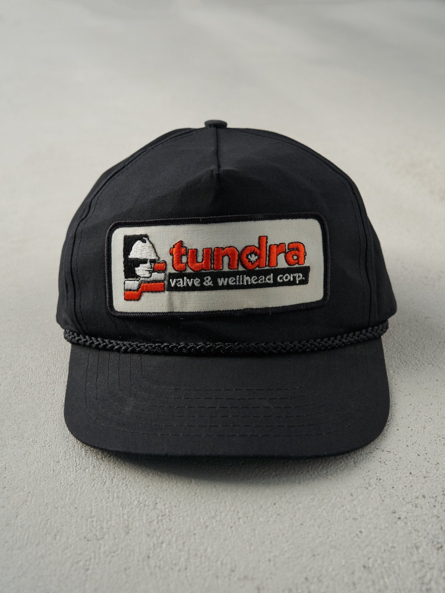 Vintage 80s Black Tundra Leather Zipback Hat