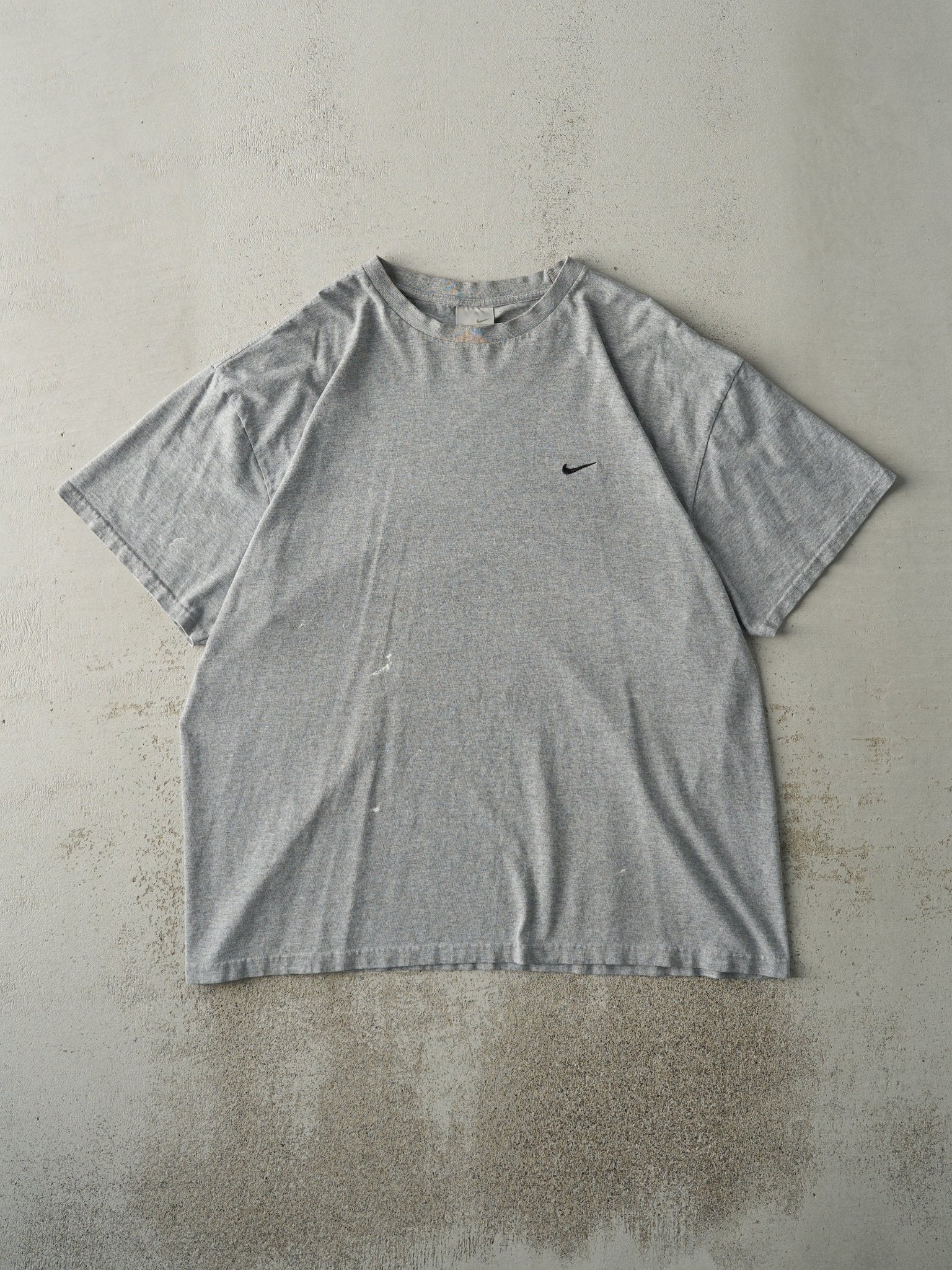 Vintage Y2K Grey Nike Swoosh Embroidered Tee (L)