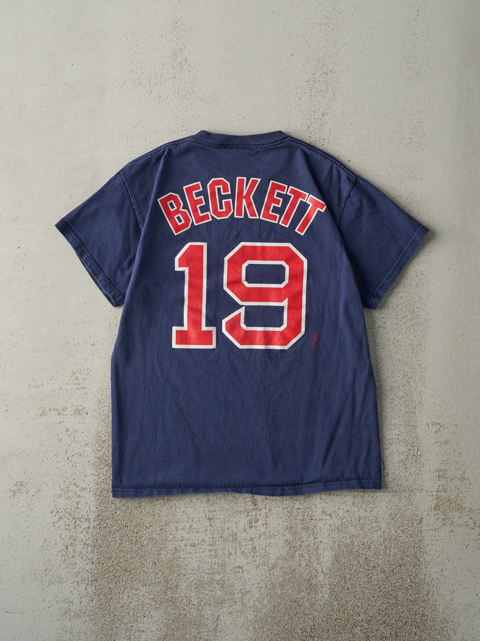 Vintage Y2K Navy Blue Boston Red Sox #19 Josh Beckett Player Tee (S)