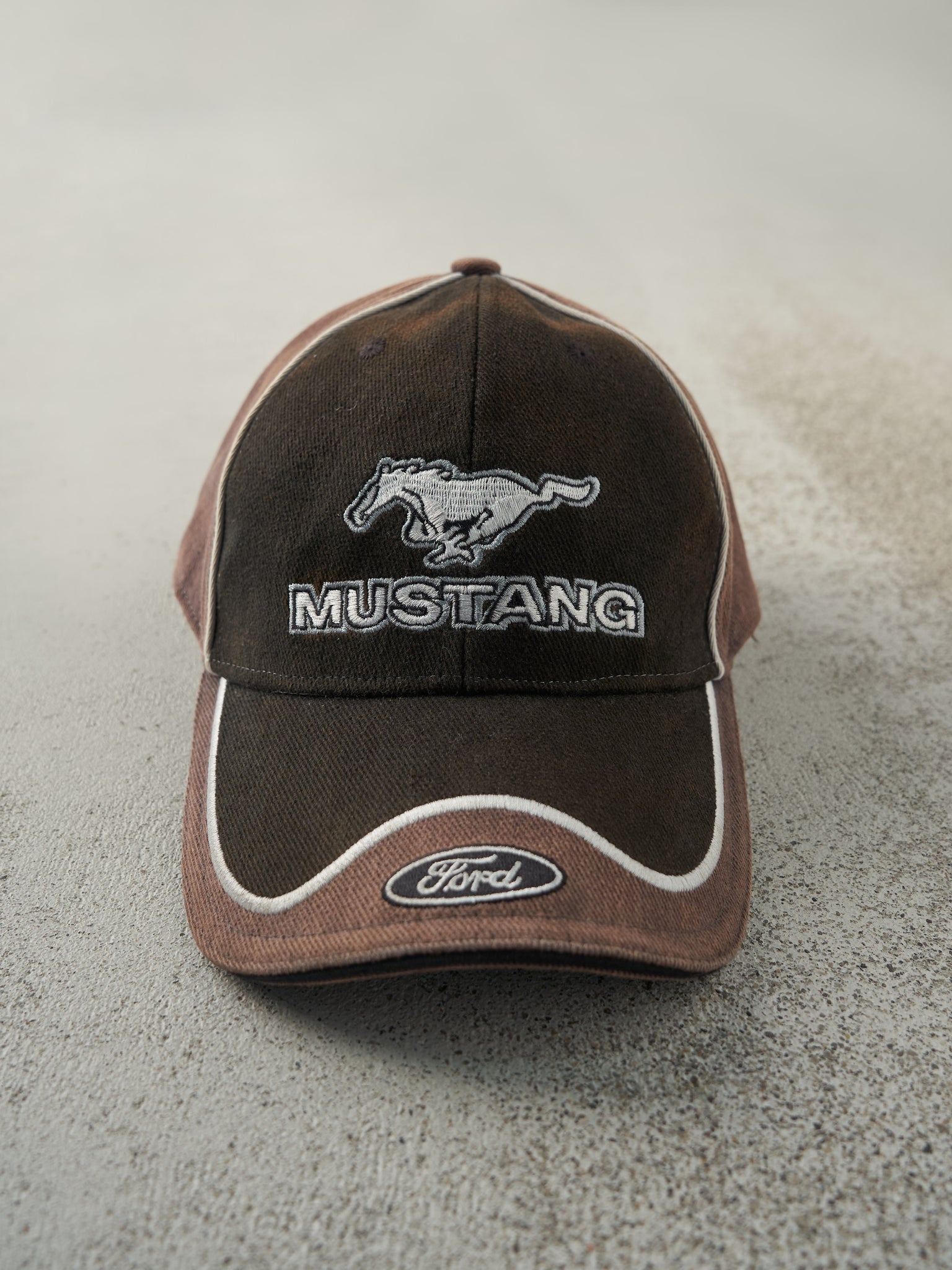 Vintage Y2K Sun Faded Black Ford Mustang Embroidered Velcro Back Hat