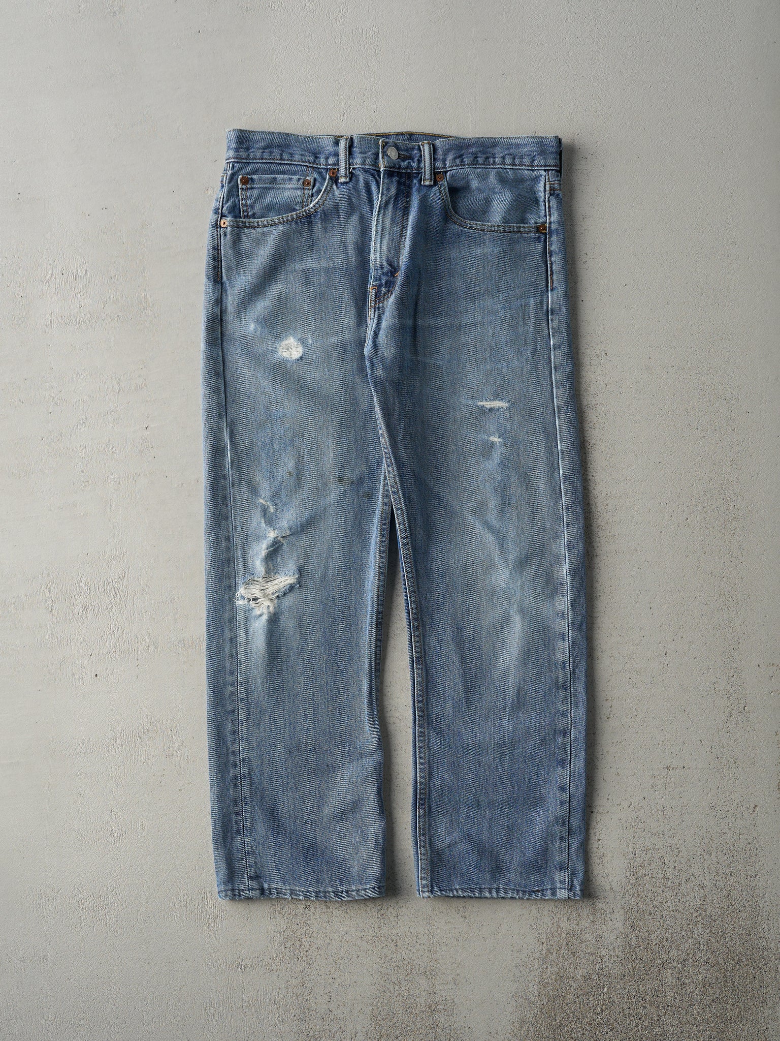 Vintage Y2K Light Wash Levi's 505 Jeans (33x25.5)