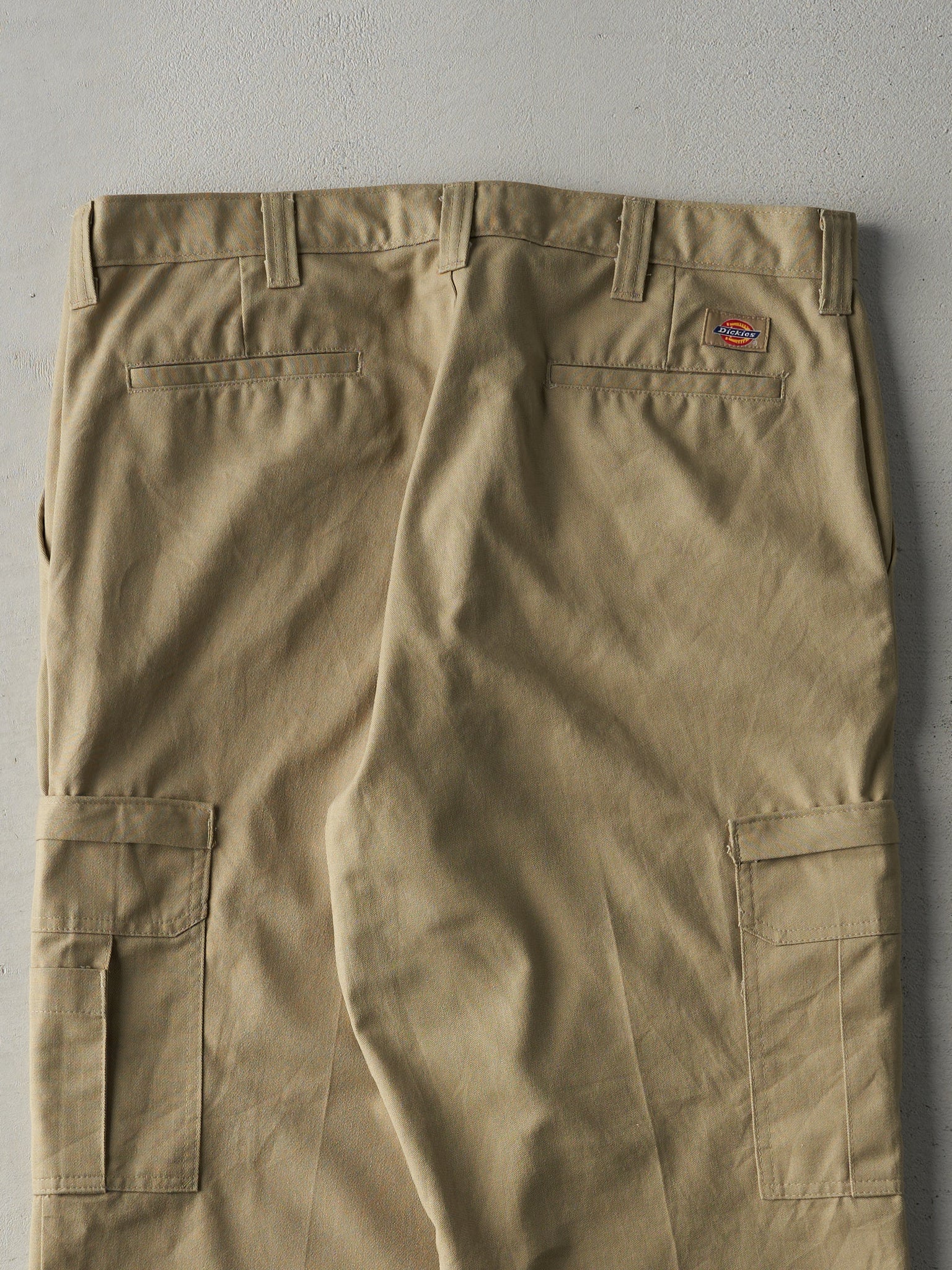 Vintage Y2K Beige Dickies Cargo Pants (37x29)