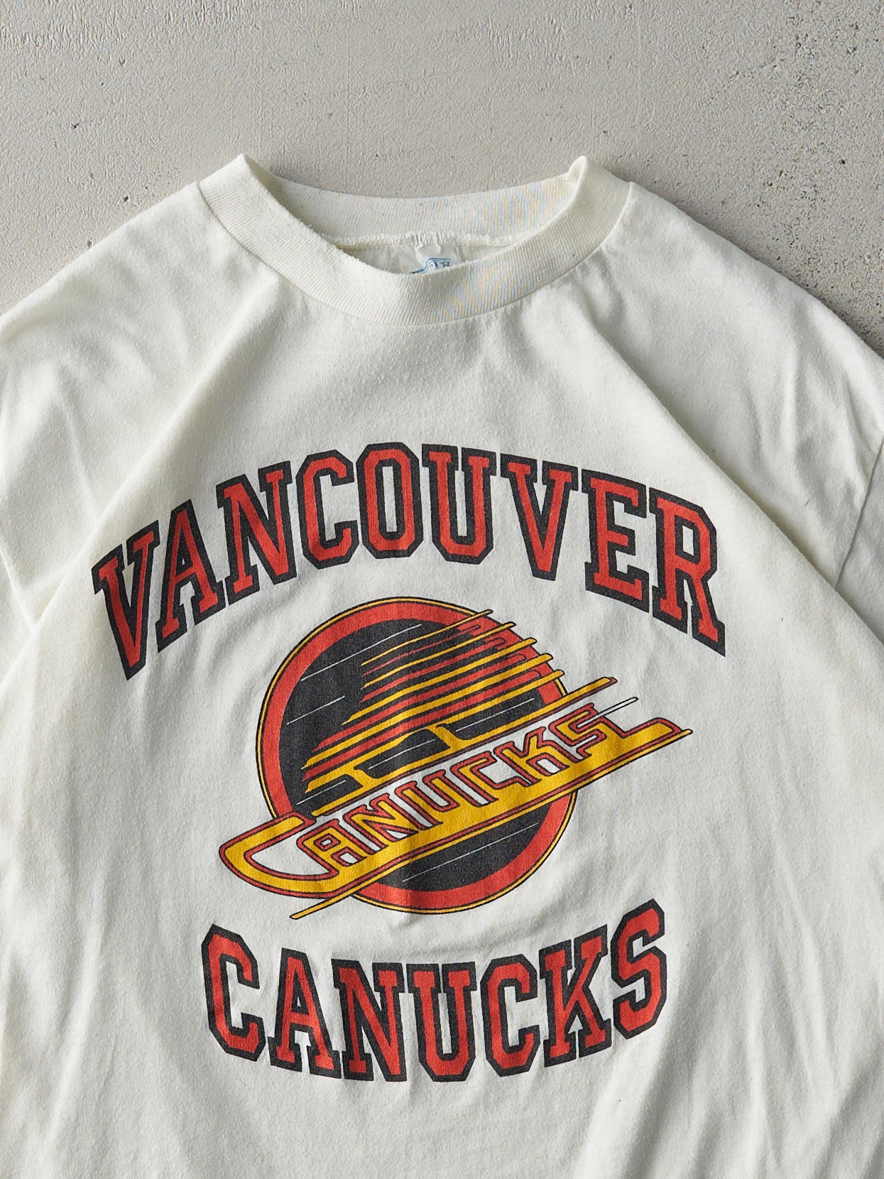 Vintage 80s White Vancouver Canucks Single Stitch Tee (XS/S)