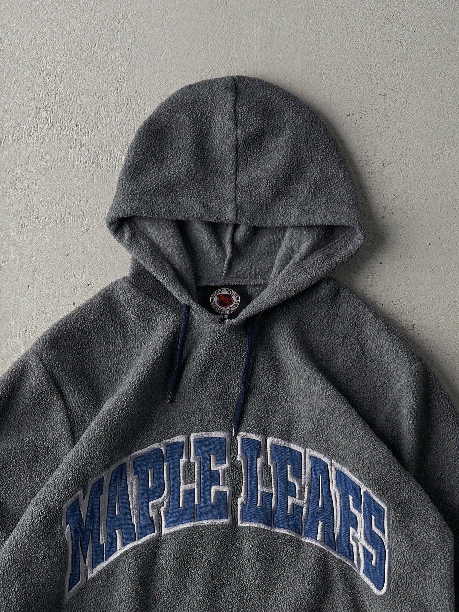 Vintage Y2K Grey Toronto Maple Leafs Fleece Hoodie (M)