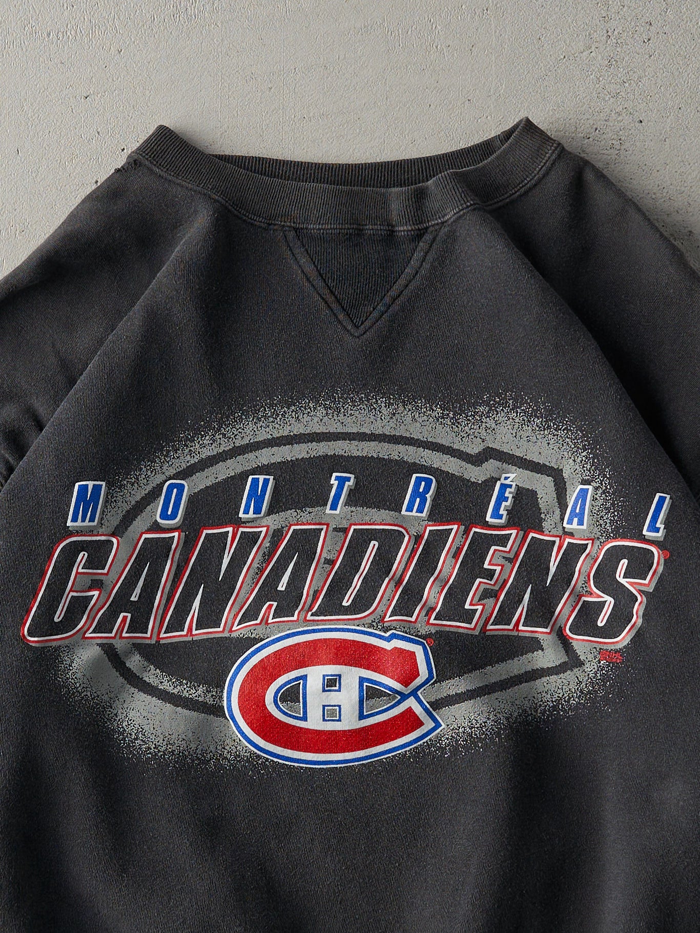 Vintage 90s Faded Black Montreal Canadians Crewneck (M)