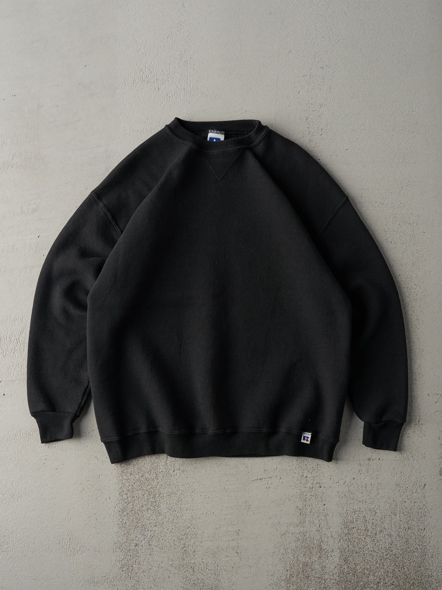 Vintage 90s Black Russell Athletics Blank Crewneck (M)