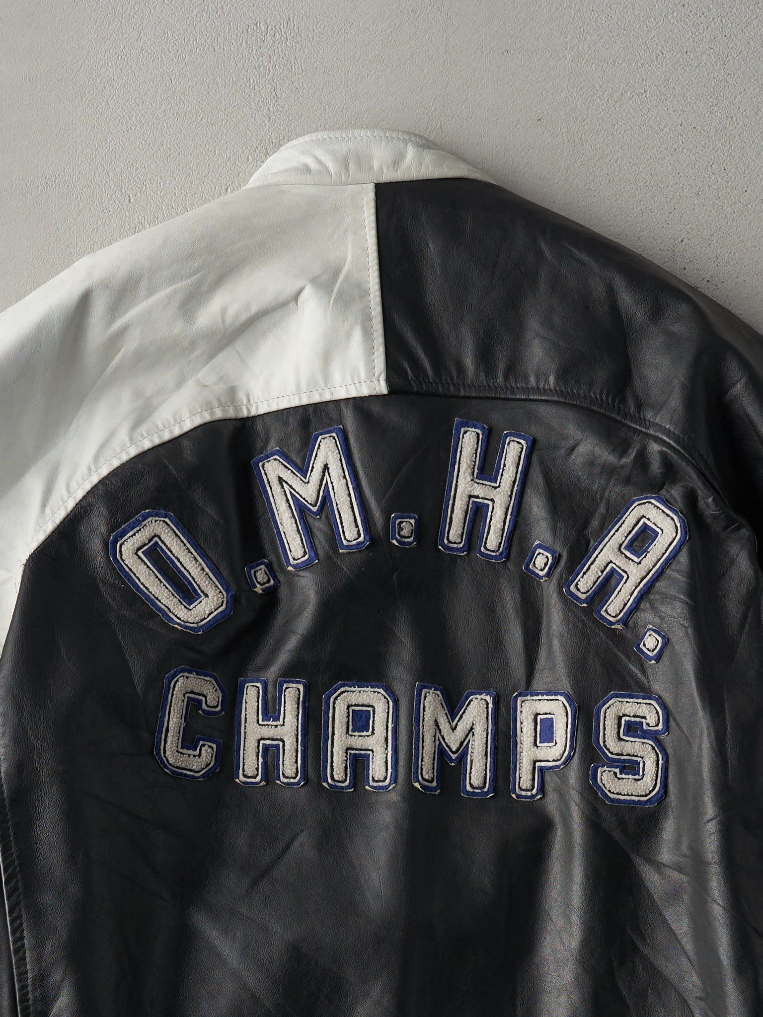 Vintage 93' Black and White Peninsula Juveniles Leather Varsity Jacket (M)