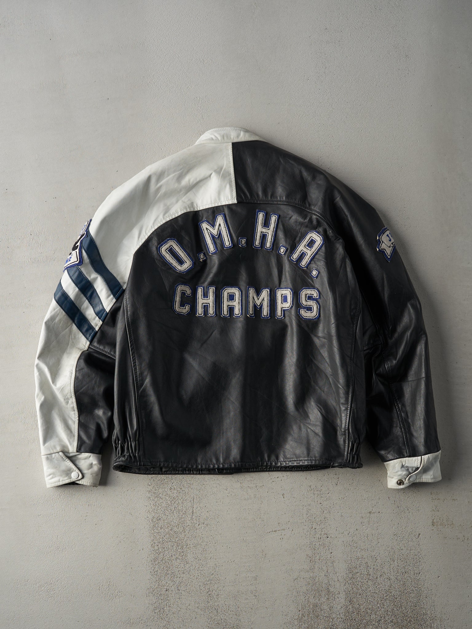 Vintage 93' Black and White Peninsula Juveniles Leather Varsity Jacket (M)