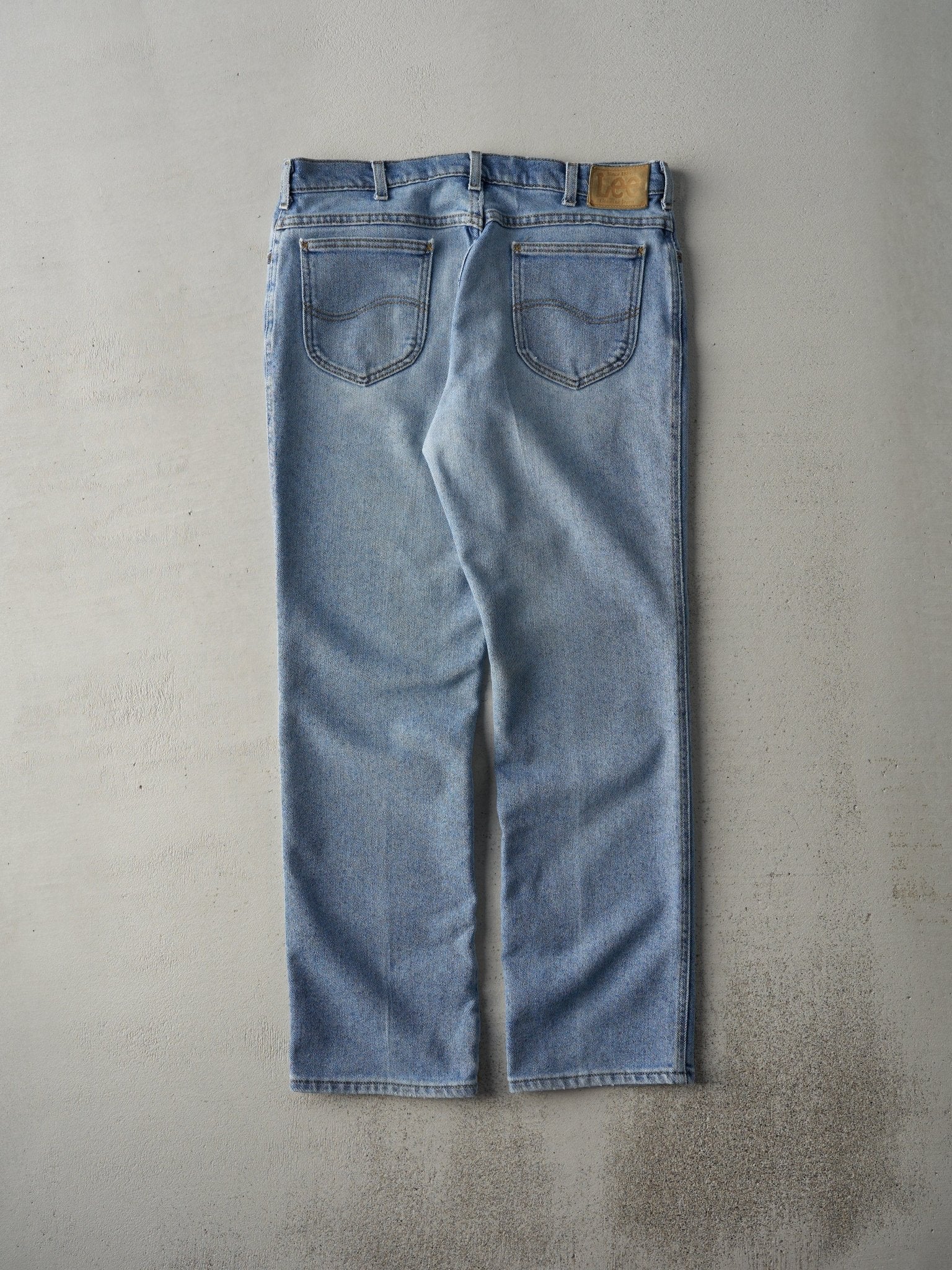 Vintage 80s Light Wash Lee Jeans (34x30) – Rebalance Vintage