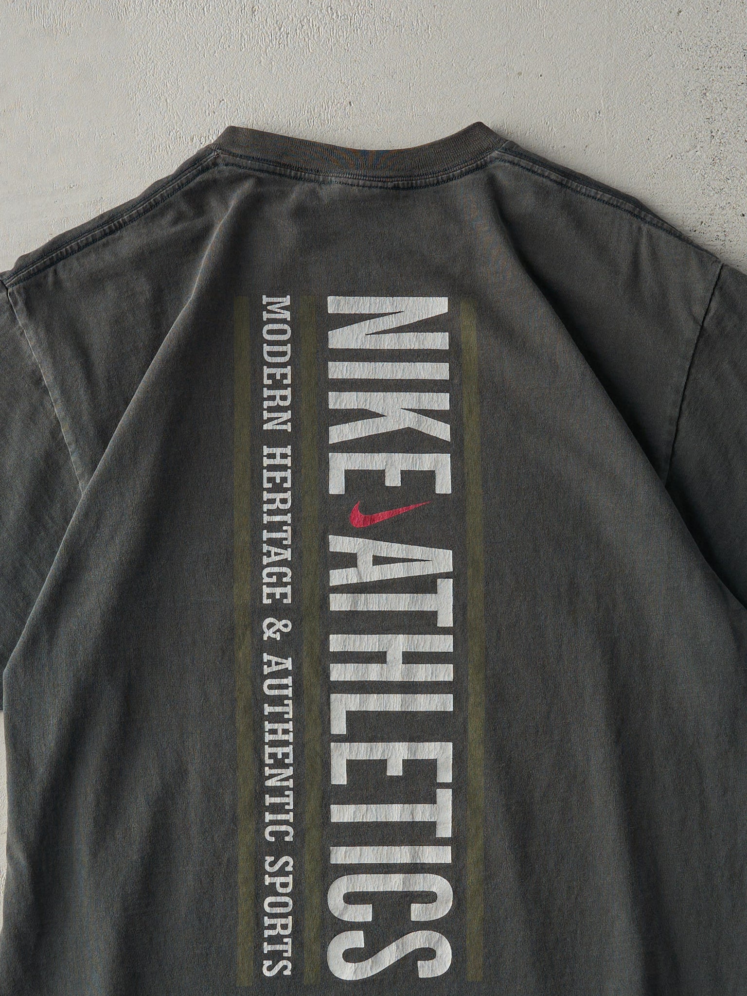 Vintage 90s Faded Green Nike Athletics Tee (M)