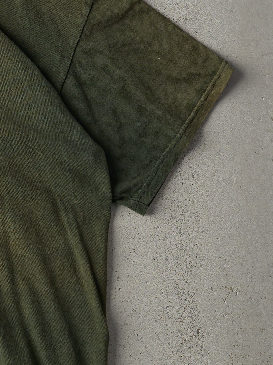 Vintage Y2K Sun Faded Forest Green Alexander Keiths Tee (L)