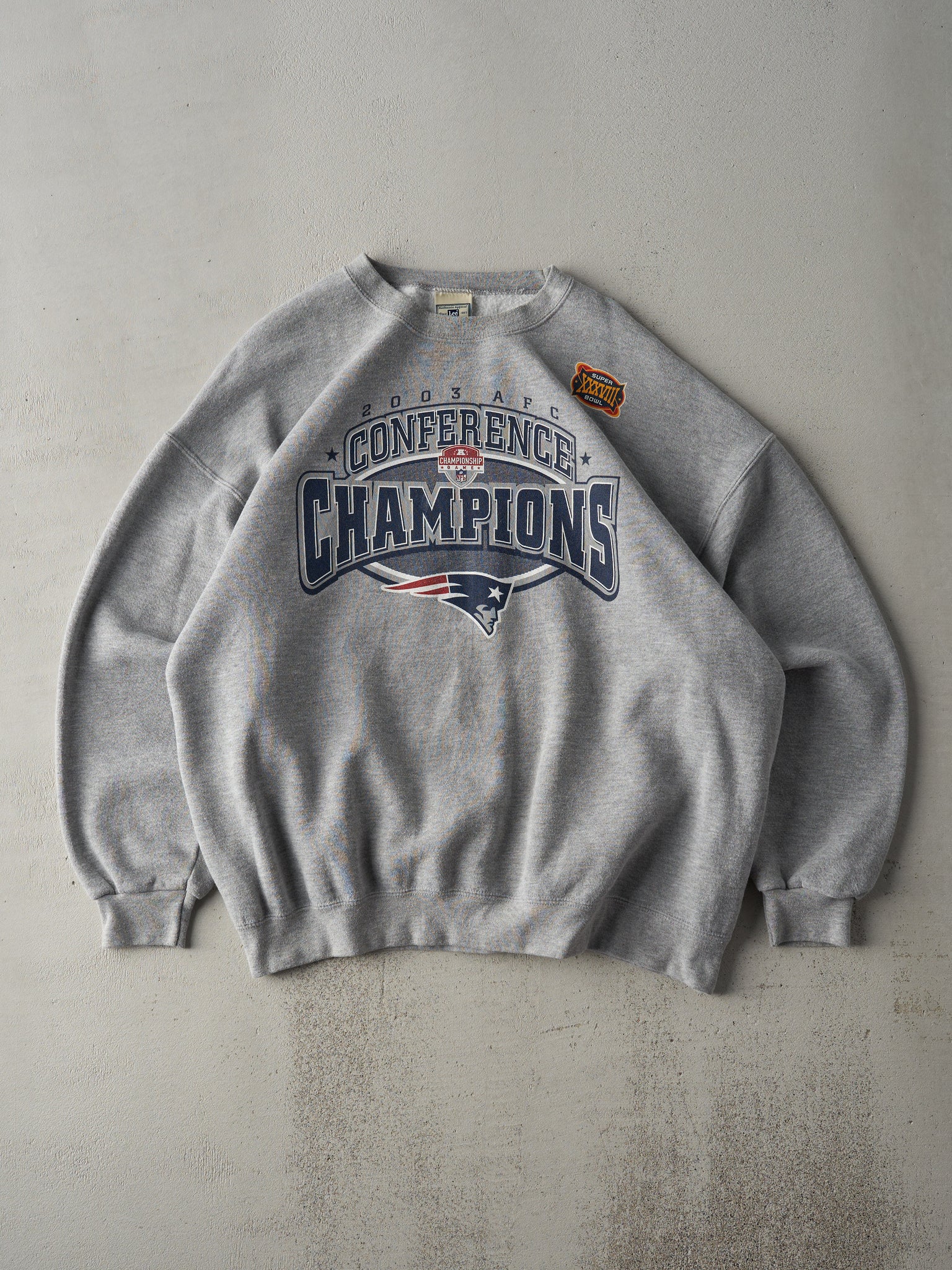 Vintage 03' New England Patriots Conference Champions Crewneck (L/XL)