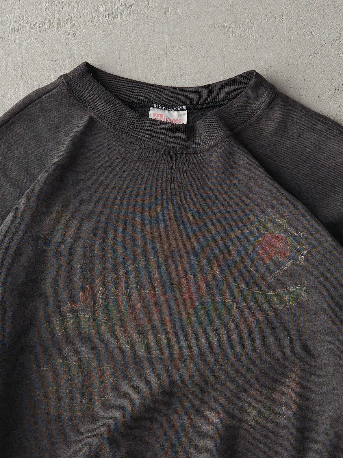 Vintage 90s Faded Charcoal Grey Black Hills South Dakota Crewneck (L)