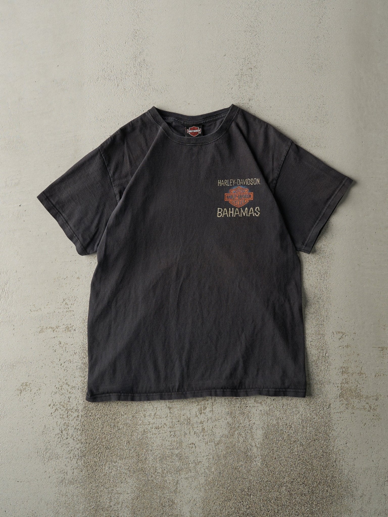 Vintage 11' Faded Black Bahamas Harley Davidson Tee (M)