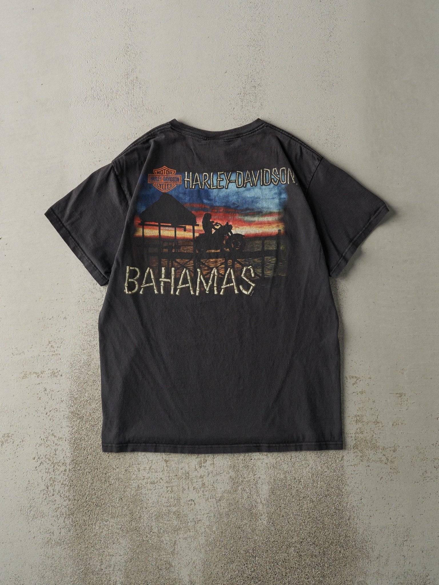 Vintage 11' Faded Black Bahamas Harley Davidson Tee (M)