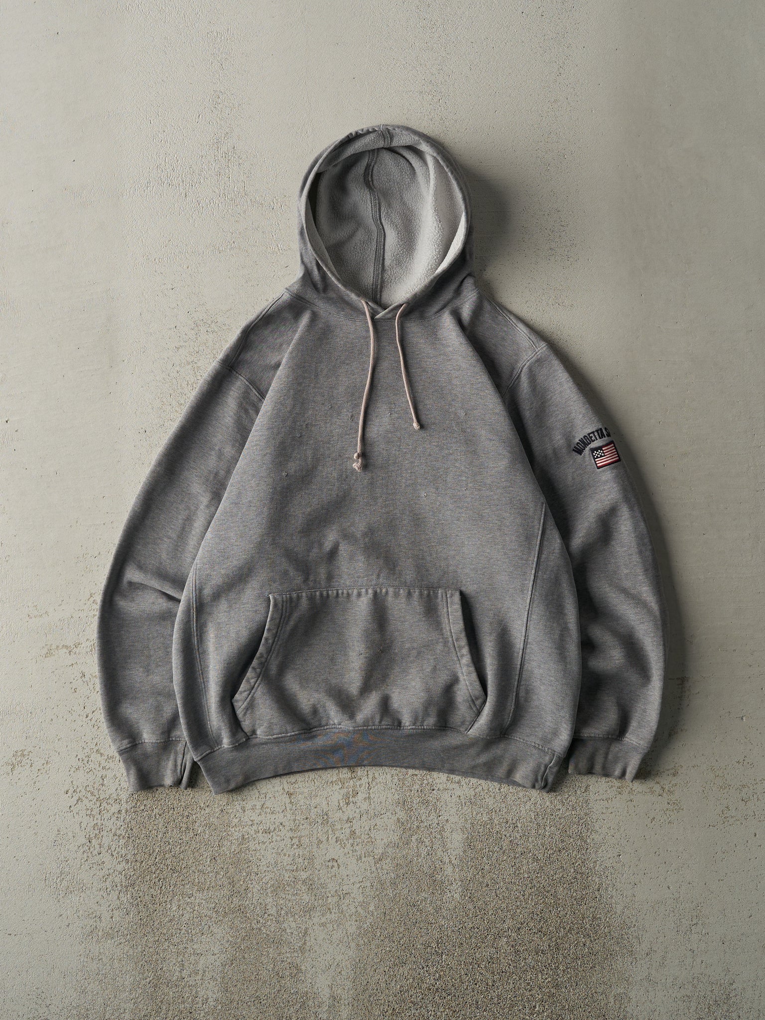 Vintage Y2K Grey Mondetta Sport Embroidered Hoodie (S/M)