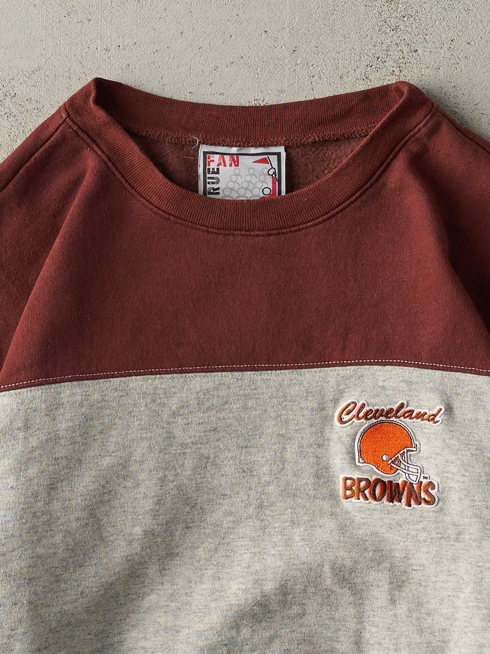 Vintage 90s Grey, Brown & Orange Cleveland Browns Embroidered Crewneck (M)