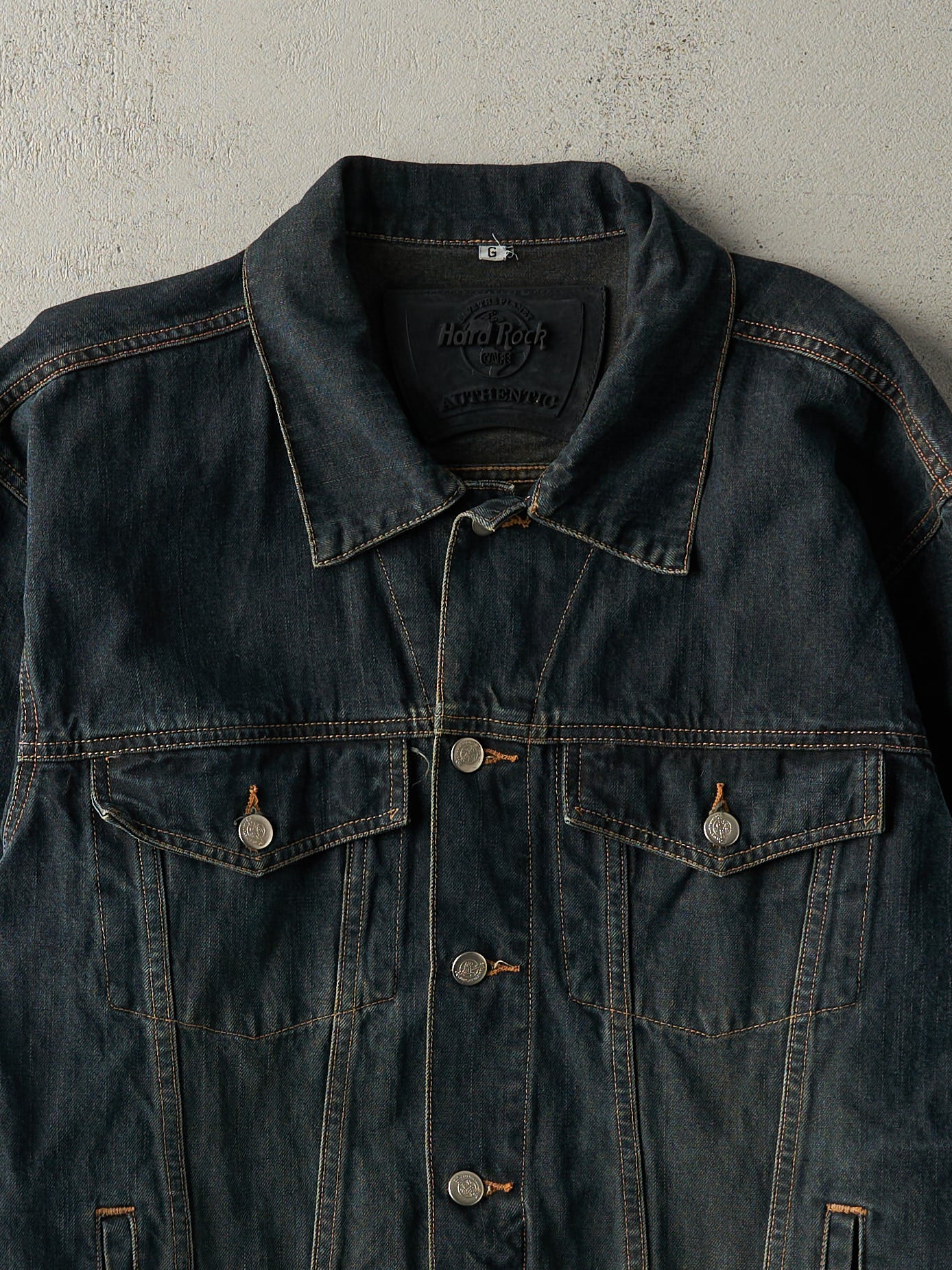 Vintage 90s Dark Wash Hard Rock Cafe Puerto Vallarta Embroidered Denim Jacket (L)