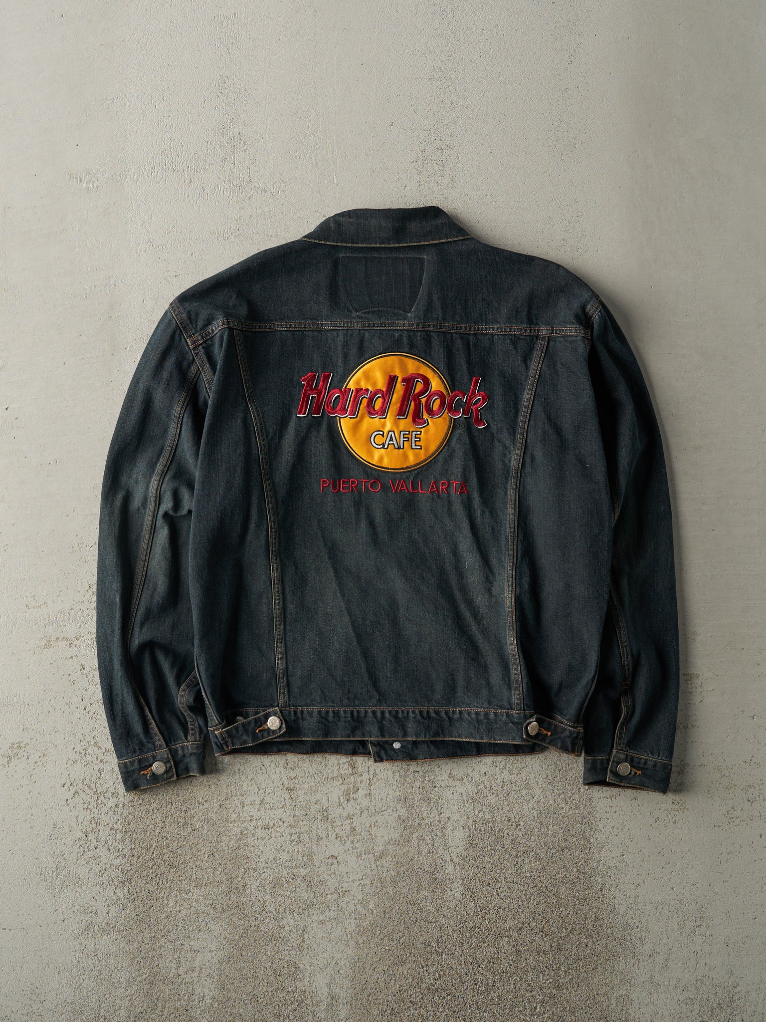 Vintage 90s Dark Wash Hard Rock Cafe Puerto Vallarta Embroidered Denim Jacket (M)