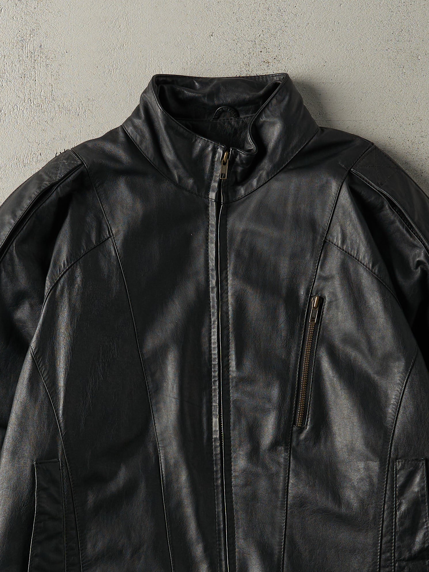 Vintage Y2K Black Leather Biker Jacket (M)