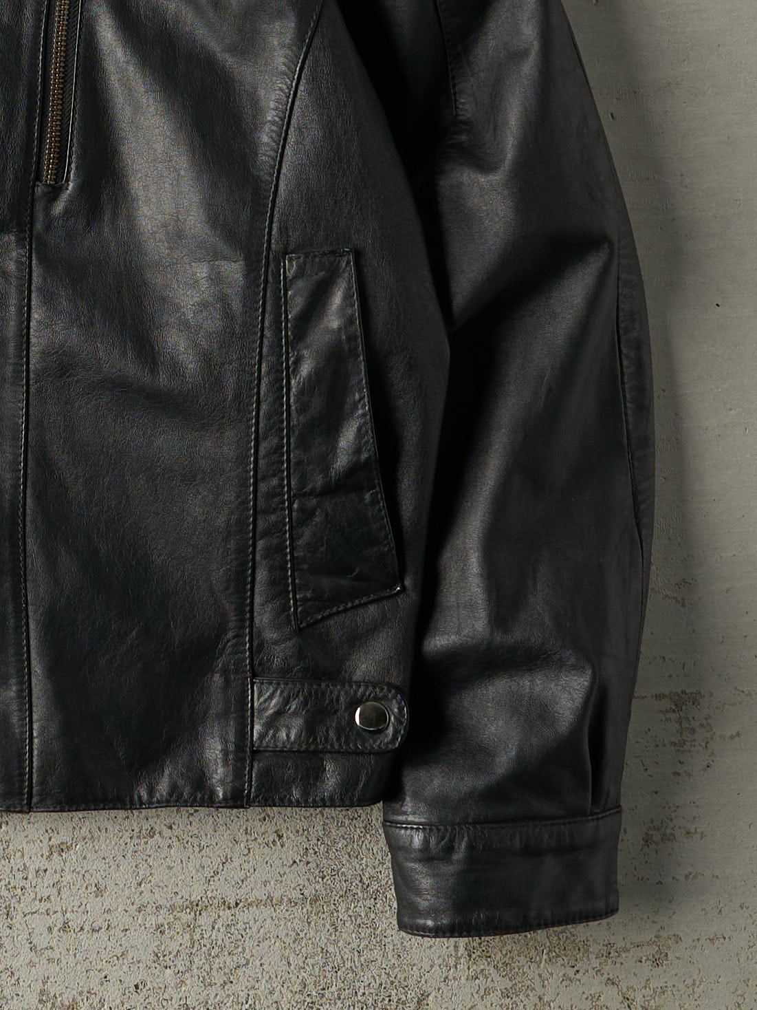 Vintage Y2K Black Leather Biker Jacket (M)