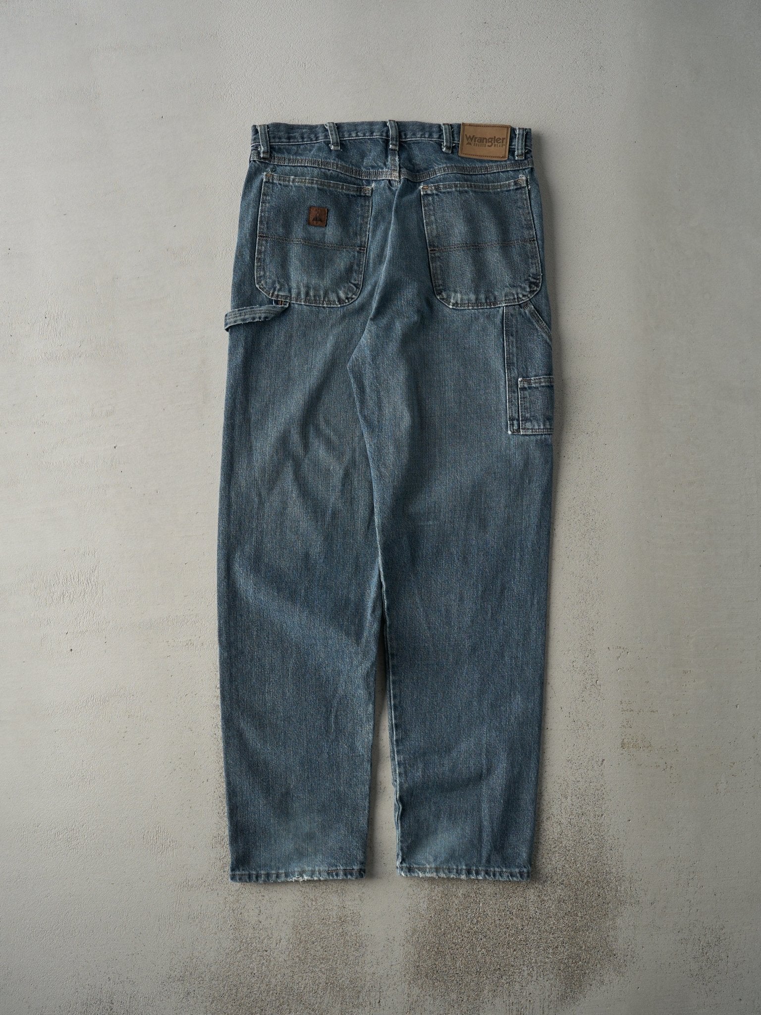 Vintage Y2K Mid Wash Wrangler Rugged Wear Carpenter Jeans (34x33)