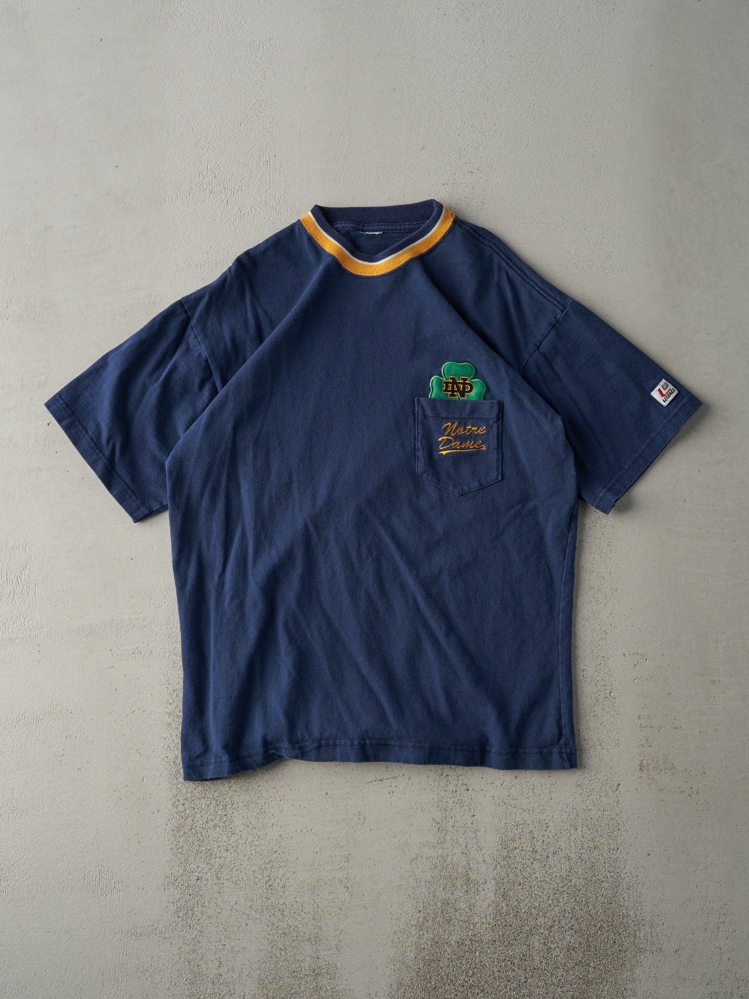 Vintage 90s Navy Blue Notre Dame Fighting Irish Pocket Tee (M)