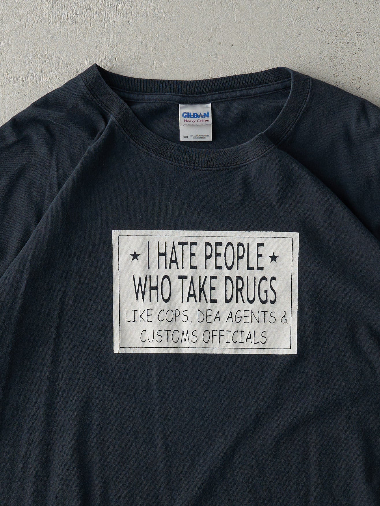 Vintage Y2K Black "I Hate People Who Take Drugs" Tee (XXL)