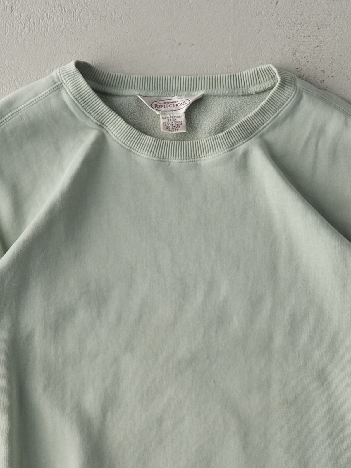 Vintage 90s Pale Green Blank Boxy Crewneck (L)