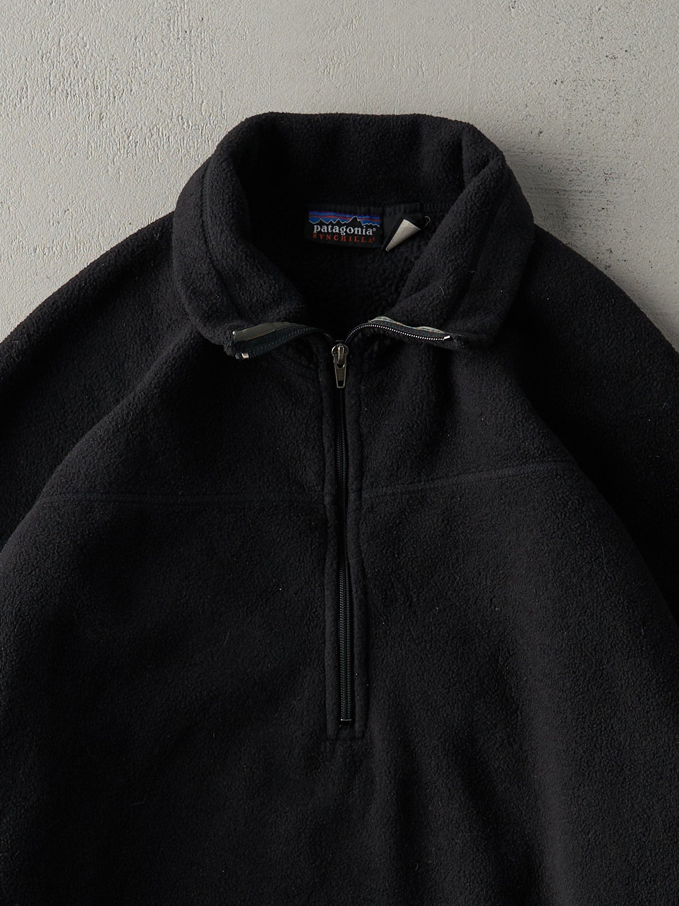 Vintage 90s Black Patagonia Synchilla Fleece Quarter Zip Sweater (L)