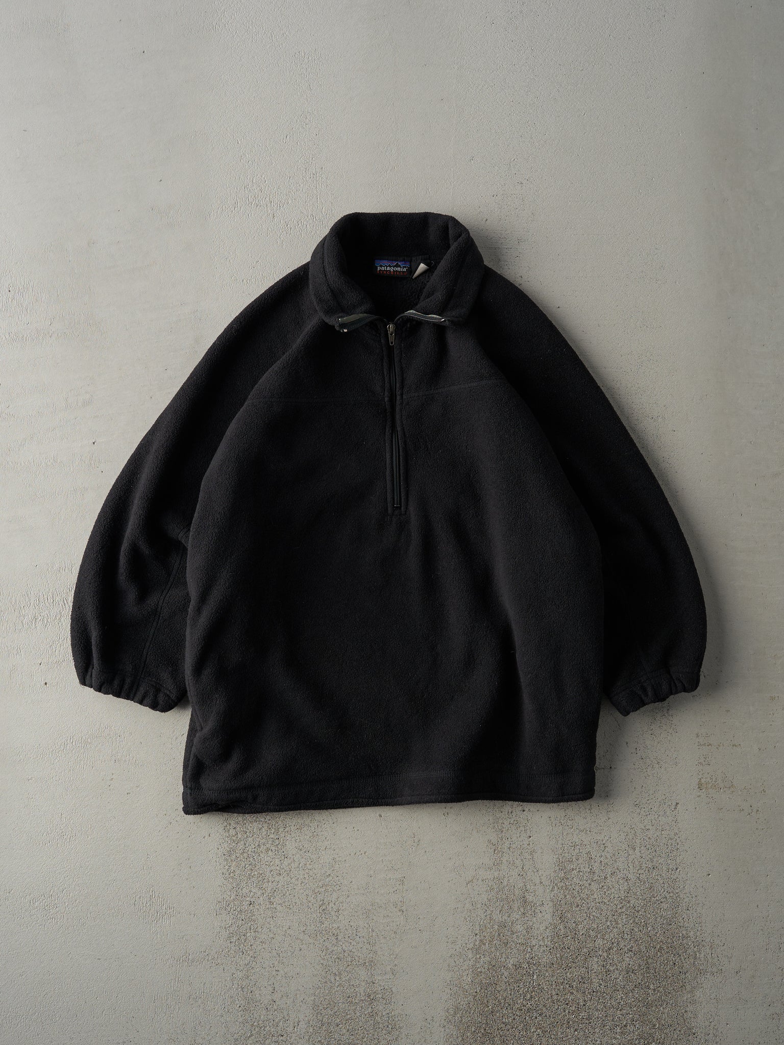 Vintage 90s Black Patagonia Synchilla Fleece Quarter Zip Sweater (L)