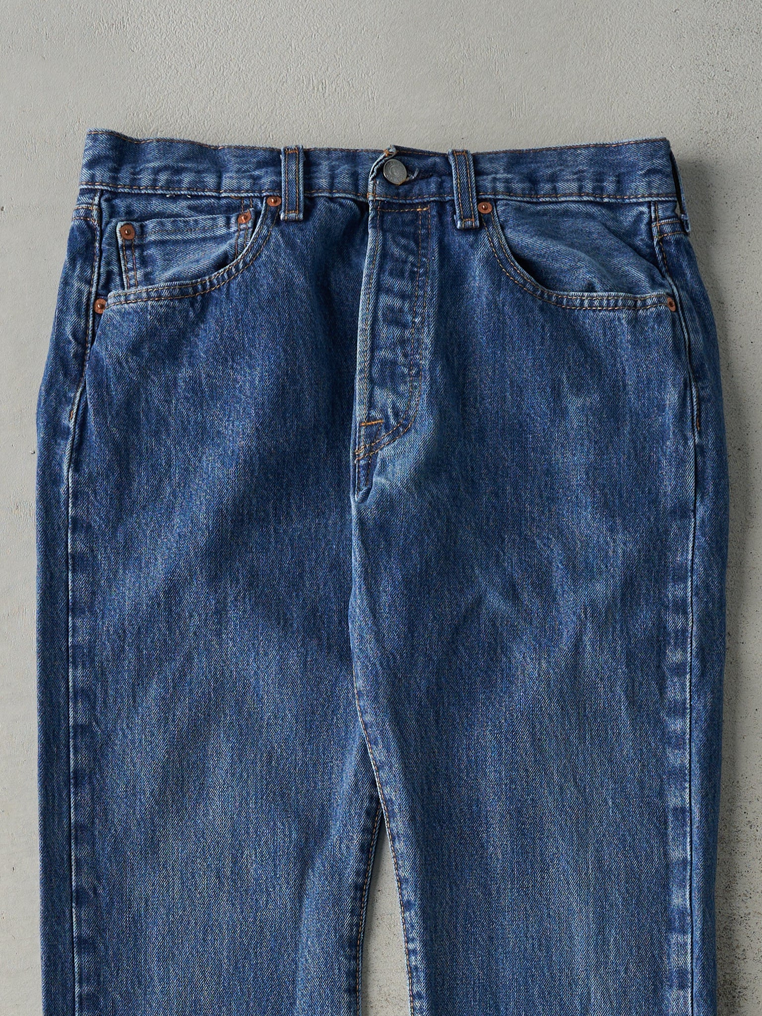 Vintage Y2K Mid Wash Levi's 501 Jeans (31x32.5)