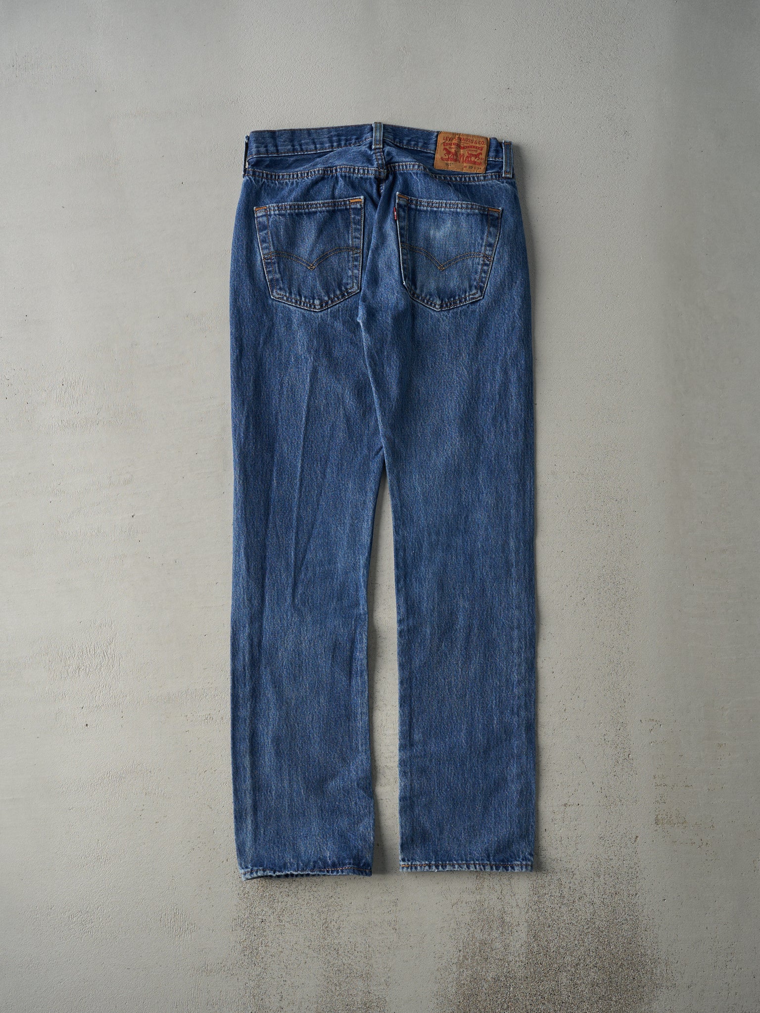 Vintage Y2K Mid Wash Levi's 501 Jeans (31x32.5)