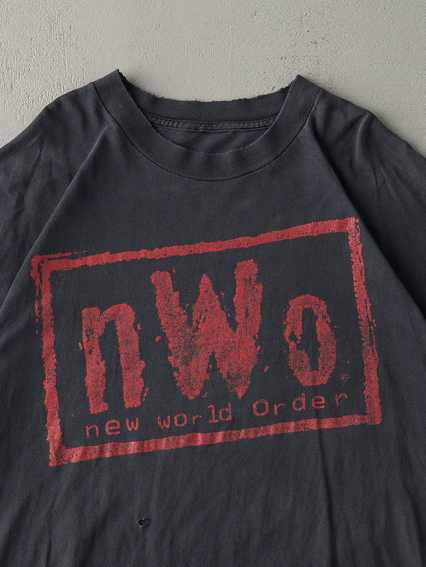 Vintage 98' Faded Black WCW N.W.O Wrestling Tee (L)