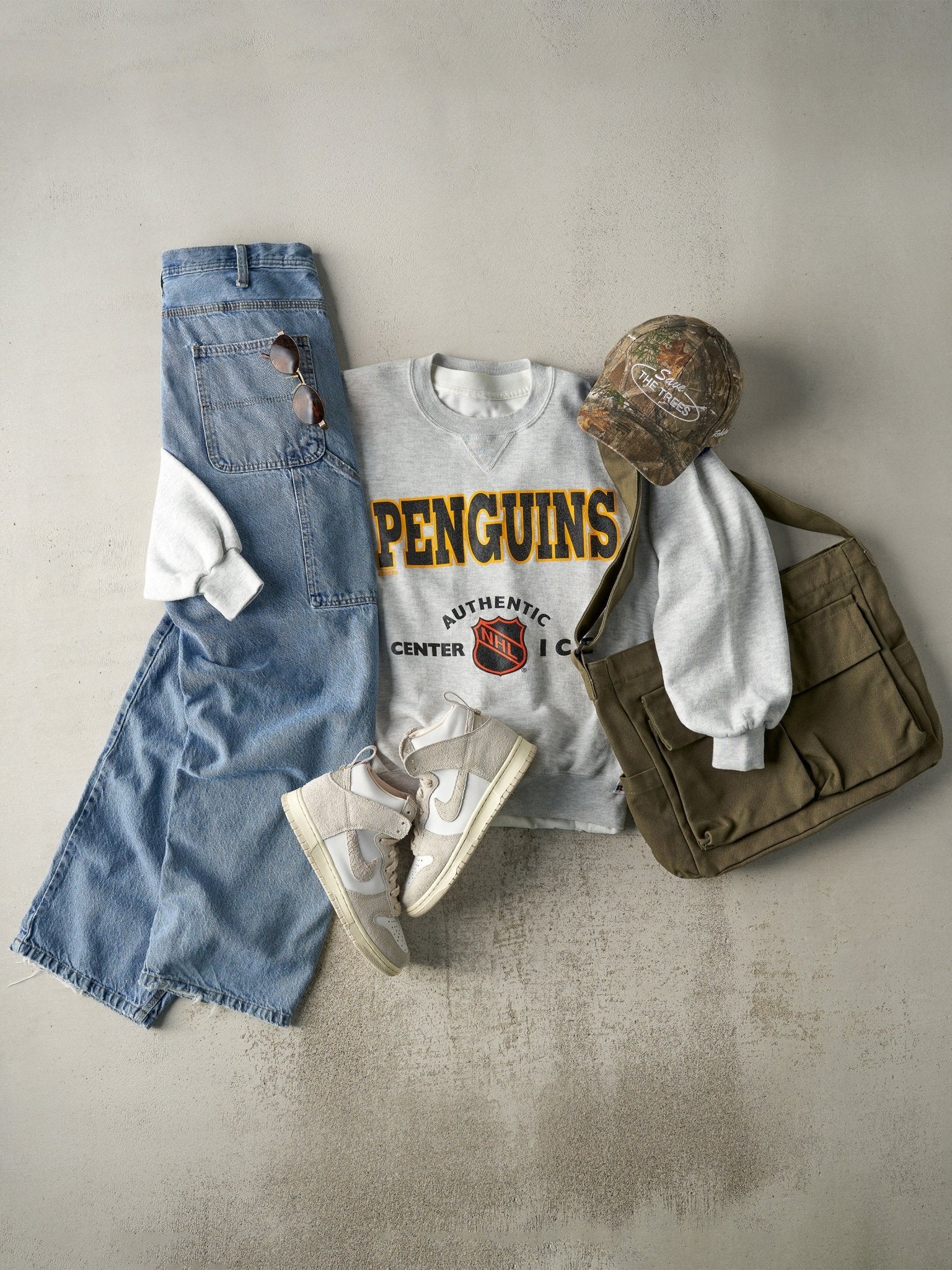 Vintage 90s Light Wash Carpenter Jeans (35.5x31)