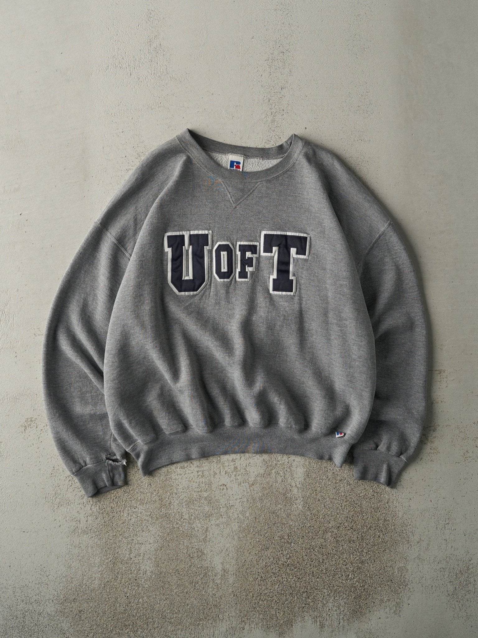 Vintage 90s Grey University of Toronto Russell Athletic Crewneck (XL)