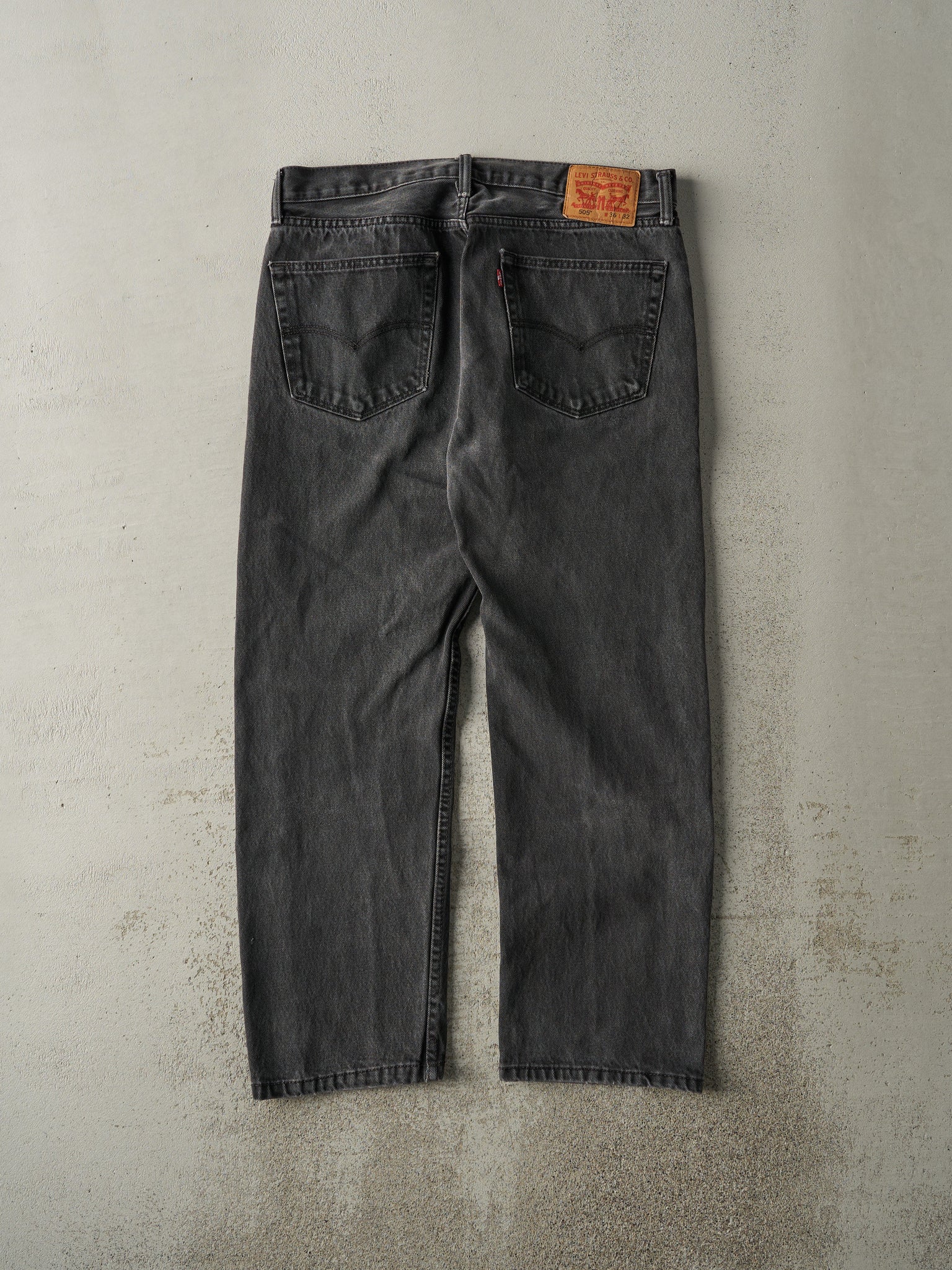 Vintage Y2K Faded Black Levi's 505 Denim Pants (35.5x29)